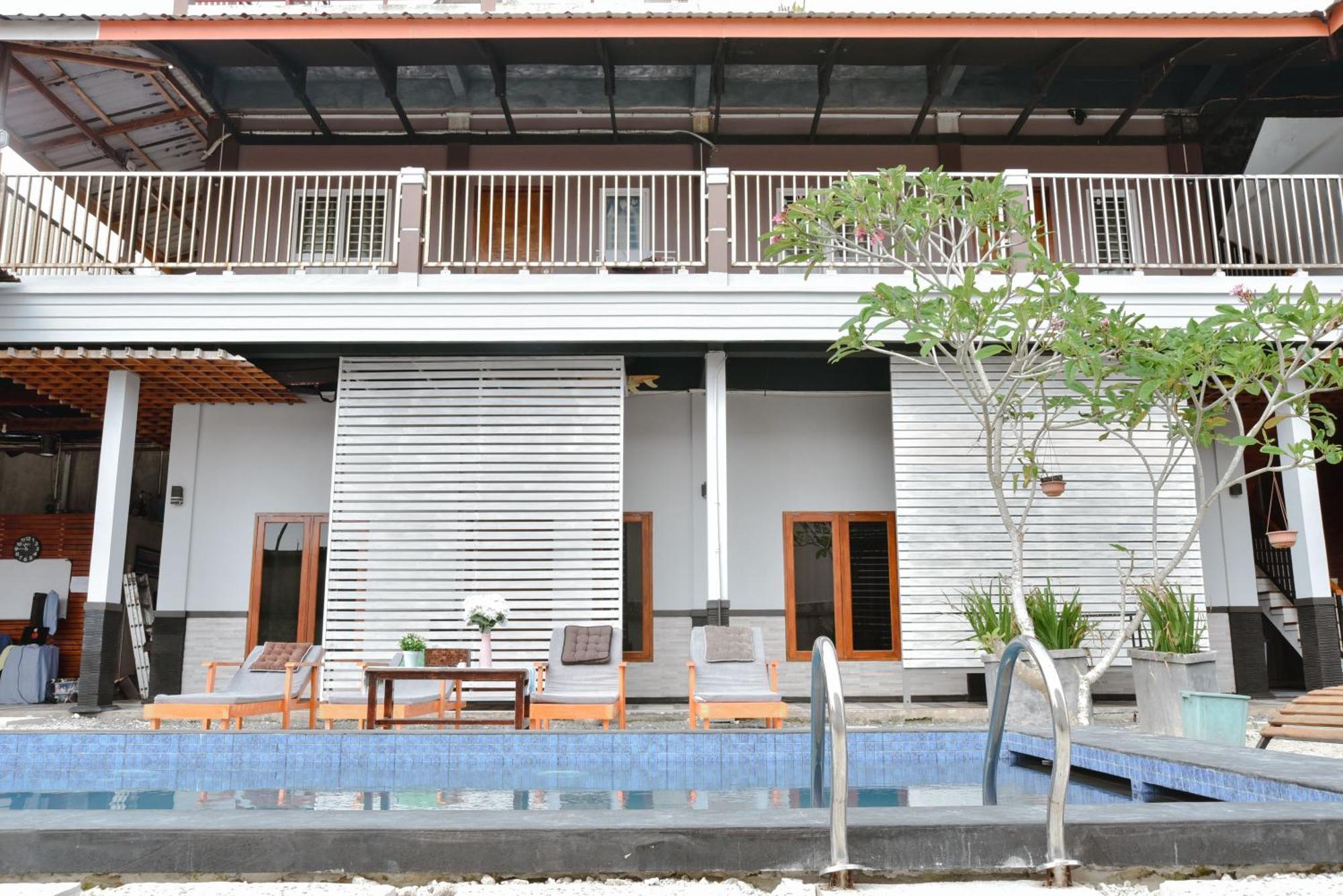 Oseda Nias Surf House Hotel Hilibotodane Exterior foto
