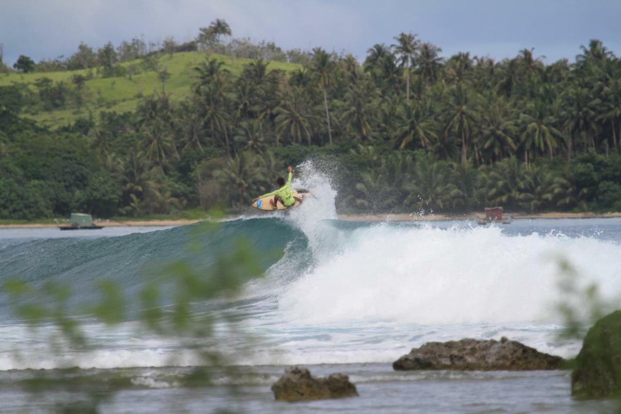 Oseda Nias Surf House Hotel Hilibotodane Exterior foto